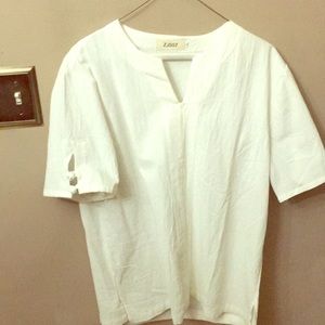 Linen/Cotten ivory top says XL more like M